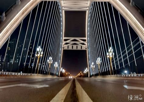 邢台123：钢铁路大桥夜景，真的美呆了