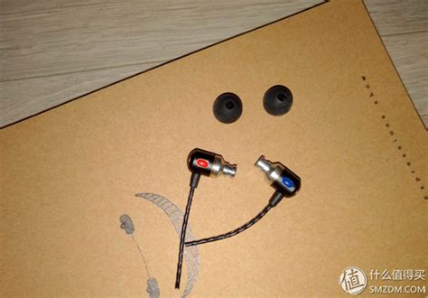 耳机坏了怎么修？耳机线断了、耳机插头坏了等问题如何修复？ - 系统之家