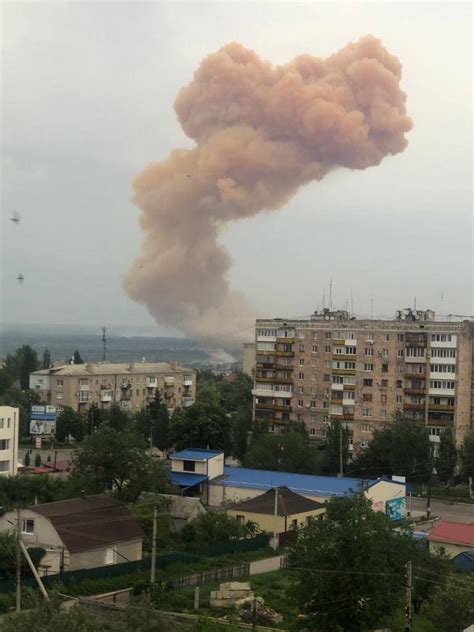 乌克兰最激烈一战落幕:冲突双方开始撤离重型武器_新浪新闻