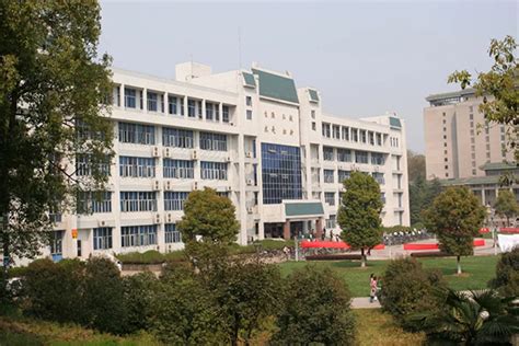 转发：湖北省教育厅公布该省“双一流”全名单和建设实施办法-学科建设办公室