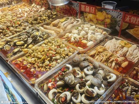 日本美食街海鲜摊位高清图片下载-正版图片501640149-摄图网