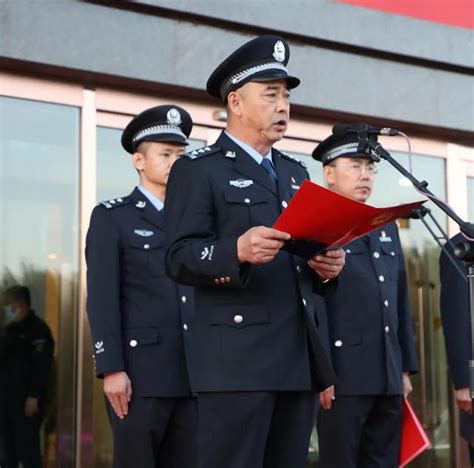 内蒙古达拉特旗公安局举行警用车辆集中发放仪式(组图)-特种装备网