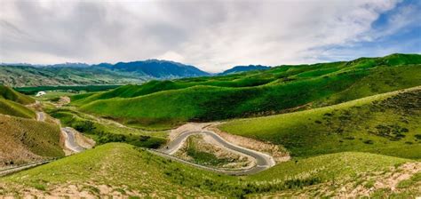 新疆旅游攻略，这8条路线，有生之年一定要去一次|新疆|公路|天山_新浪新闻