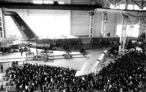 上世纪30年代，中央飞机制造厂杭州公司老照片，首家飞机制造厂