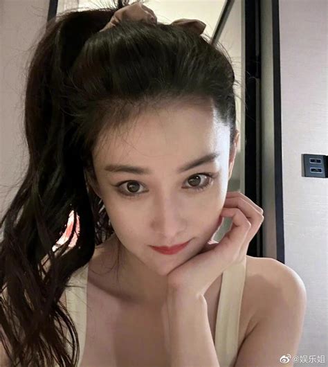 甜美女生头像怼脸