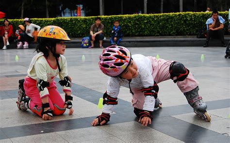 儿童轮滑鞋，让孩子快乐的溜冰 - 居家 - 美丽人生