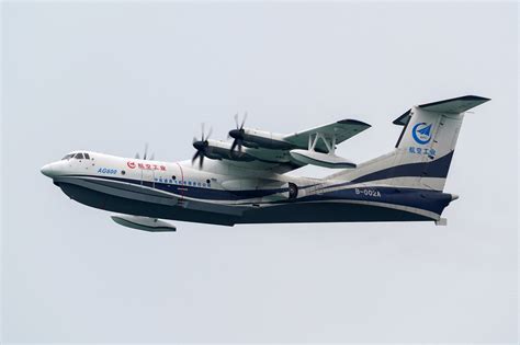 国产大型水陆两栖飞机AG600成功进行海上首飞_天下新闻_海峡网
