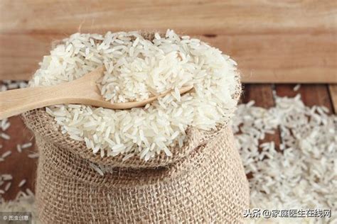 炒粳米熬粥护胃 小米熬粥健脾！小米粒大学问，吃对米很重要！