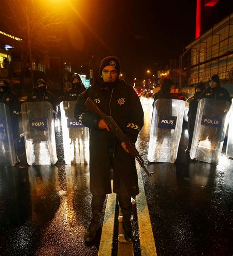 媒体：已查明伊斯坦布尔夜总会恐袭实施者身份 - 2017年1月4日, 俄罗斯卫星通讯社