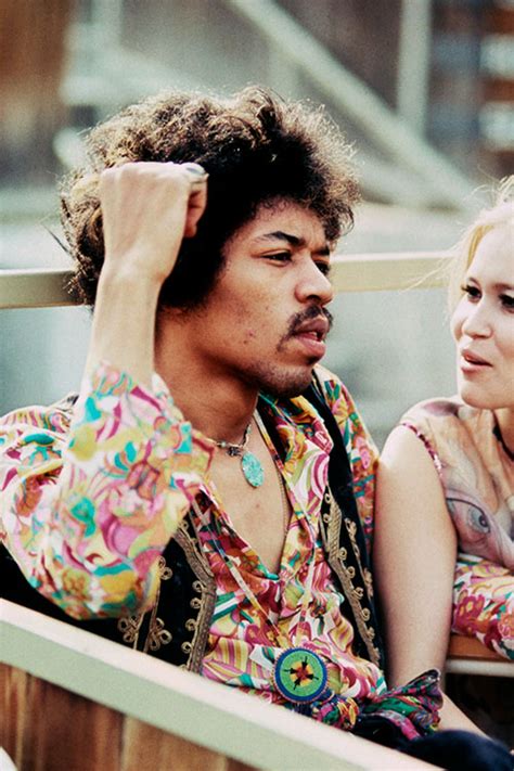 EC_JH111 : Jimi Hendrix and Carmen Borrero - Iconic Images