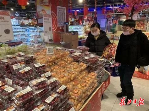 大年初二，武汉超市物资丰富价格合理_南方网