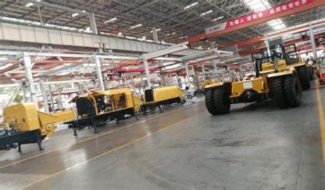 中国机械制造巨头，独占27％的市场，靠卖挖掘机市值突破3660亿__财经头条