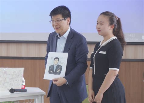 理学院邀请恒瑞医药张连山博士参加名家名师访谈活动