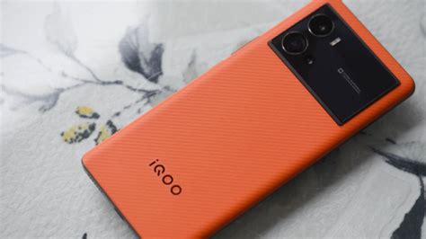 iQOO Neo5评测：性价比再度飙升的游戏利器_手机评测_安兔兔
