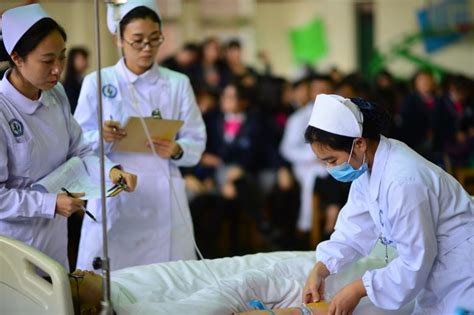我校2016年护理专业技能操作大赛圆满落幕 - 四川省南充卫生学校