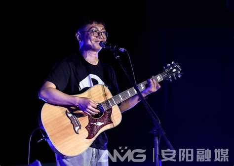 安阳民谣歌手李晋分享音乐致青春