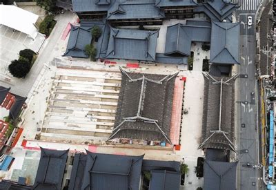 武汉开始保护性平移一座百年建筑 10天将移70米|界面新闻 · 图片