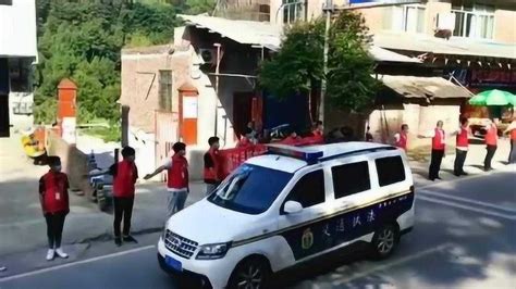 直击北京高考：考生走错考场，房山民警驾车紧急护送-新闻频道-和讯网