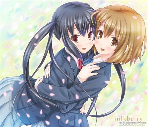 二次元美女百合图片