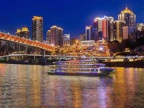 重庆，要建成全球重要影响力的国际门户枢纽城市！_重庆市人民政府网
