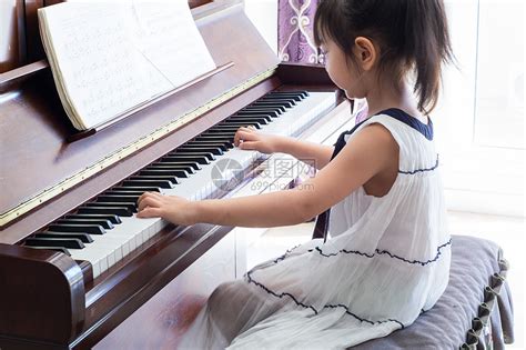 幼儿园儿童歌曲钢琴简谱-新年好_艺术培养_幼教网