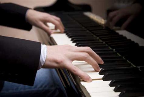 英皇音乐考级钢琴10级视奏乐谱_钢琴十级相当于英皇的几级 - 早旭经验网
