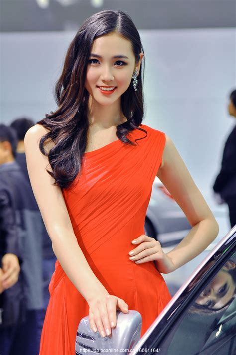 香车美女图片