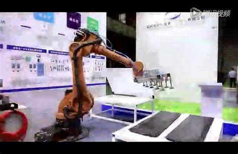 橡胶展机器人压缩版_腾讯视频