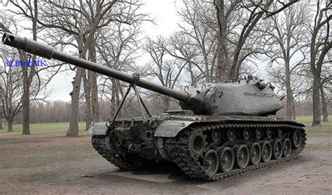 苏联T-10重型坦克 05545-1/35 系列-小号手 TRUMPETER