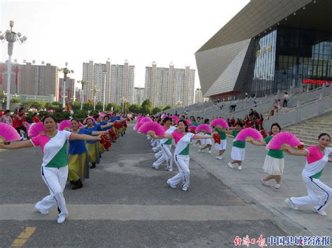 建材社区开展广场舞活动，倡导全民健身|建材|九江市_新浪新闻