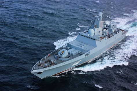 俄海军司令：俄将在一艘护卫舰上试装锆石高超音速导弹_凤凰网