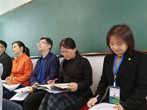 市教育局教研员深入大光华国际学校高中部开展教学视导活动-翰林国际教育