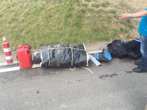 21岁空姐郑州打车遇害 救援队员开始搜索打捞嫌疑人_手机新浪网