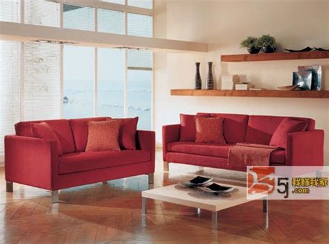 2007秋天，红橙色沙发最风流_家纺网