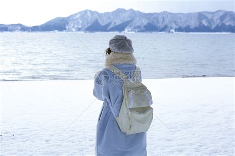 冬日温柔背影头像女生