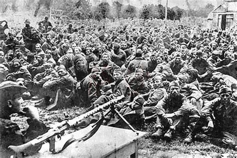 9月25日基辅会战苏联惨败：1941年75万苏军被德军闪电战一口吃掉