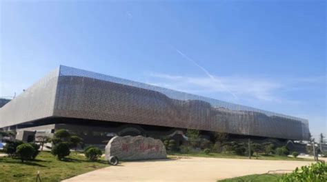 铜川博物馆今日开放，三尺高唐三彩在陕首次亮相