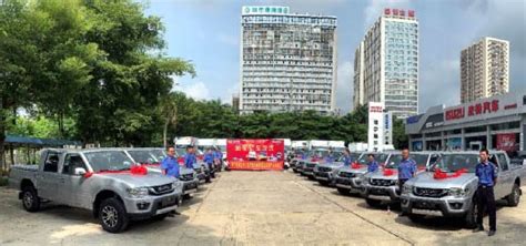 特斯拉Model 3重庆车友首聚长嘉汇，开启“非凡探索之旅”