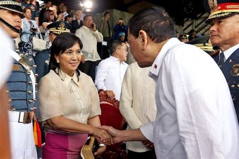 选美冠军，菲律宾新总统背后的女人 - 知乎