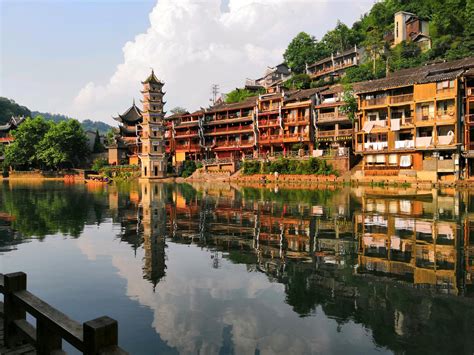 Gucheng Lake Tourist Resort