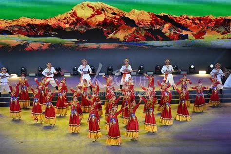 赛出运动风采 唱响团结欢歌 -天山网 - 新疆新闻门户