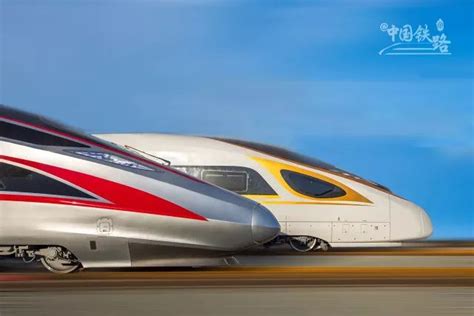 广州南站驶出的高铁动车复兴号高清图片下载-正版图片501622531-摄图网