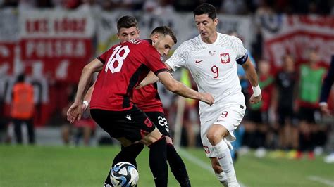 欧预赛-阿萨尼世界波 阿尔巴尼亚2-0胜波兰-直播吧