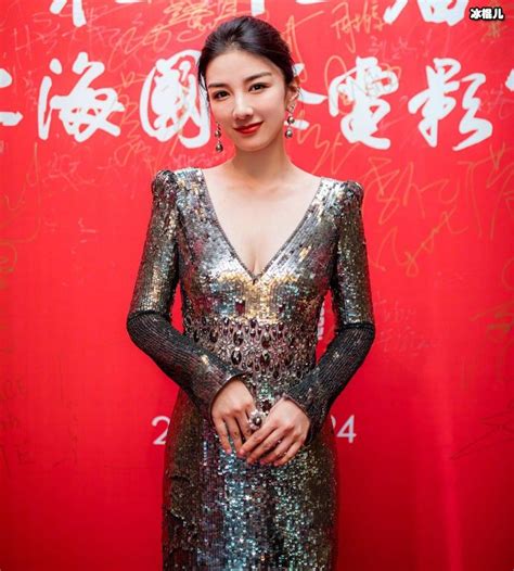 熊黛林黄奕图片