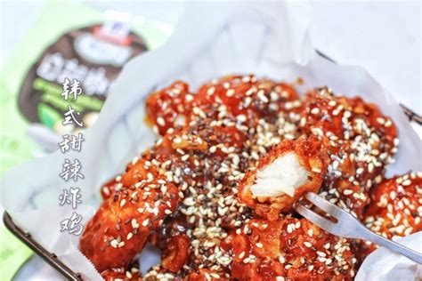 汤韩国街头食品摊Odeng鱼饼烤肉Tetokbokki和其他油炸食品东方的炒年糕高清图片下载-正版图片307747331-摄图网