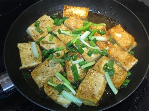 【焖豆腐的做法步骤图，焖豆腐怎么做好吃】静梵17_下厨房