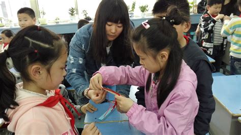 教育艺术系教师赴京看望2017级顶岗实习学生