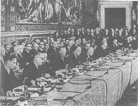 历史上的今天4月8日_1902年沙俄政府与清政府签订中俄《交收东三省条约》，同意从中国东北撤军。