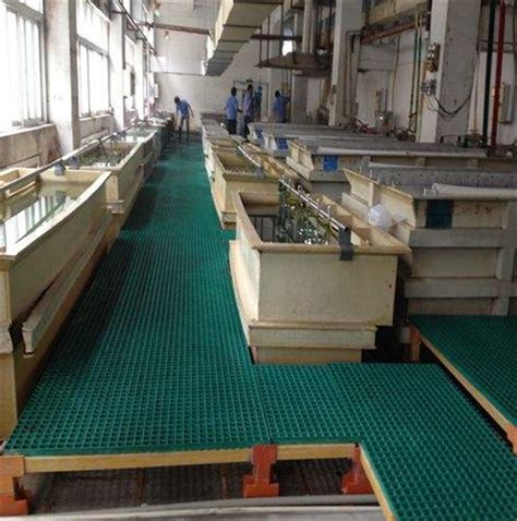 产品展示 / 玻璃钢、塑料制品_扬州市信仁化工设备有限公司