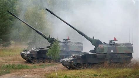 德国总理：对乌克兰提供重型武器参照了美国_凤凰网